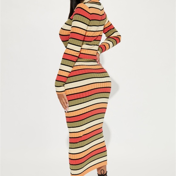 Long Sleeve Striped Multicolor Dress - Picture 2 of 3
